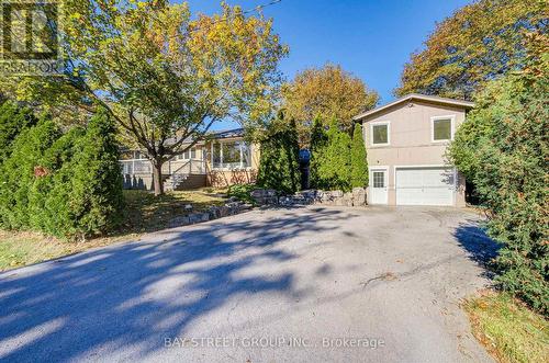 615 PARKSIDE DRIVE  Oakville, ON L6K 1P6