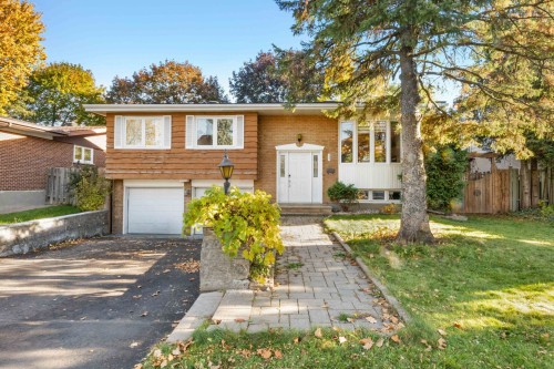 227 Rue des Pins  Dollard-Des-Ormeaux, QC H9G 1S2