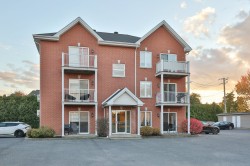 102-572 Boul. St-Luc Saint-Jean-Sur-Richelieu, QC J2W 0B9