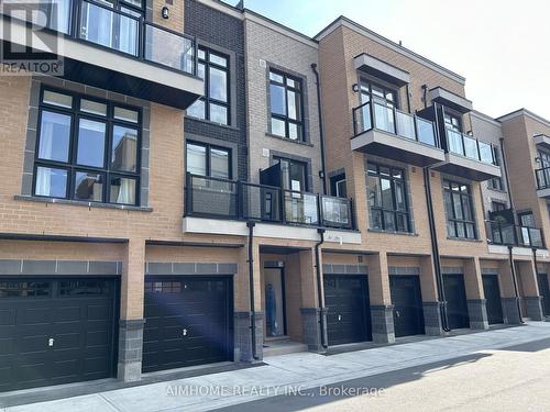 2 - 7 PHELPS LANE  Richmond Hill, ON L4E 1J4