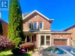 1613 PARISH LANE Oakville, ON L6M 3E2