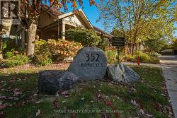 6 - 352 RIDOUT STREET S London South (South G), ON N6C 3Z5