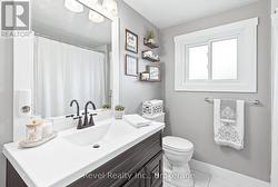 Upper Level Bathroom - 