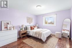 Bedroom 1 - 