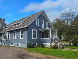 104 Lorne Avenue Truro, NS B2N 3K5