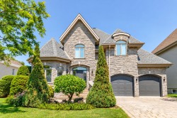 117 Rue De Lourtel Saint-Jean-Sur-Richelieu, QC J2W 3B8