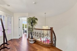 Mezzanine - 