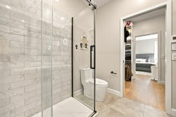 Salle de bains attenante à la CCP - 