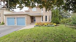 40 HUNTSMAN CRESCENT  Ottawa, ON K2M 1C4
