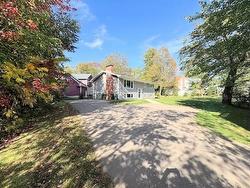 123 Parkside Drive Charlottetown, PE C1E 1M5