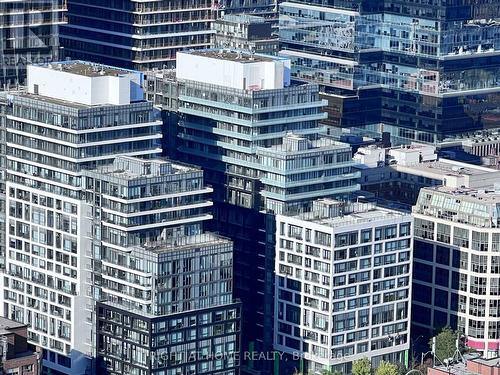 1721 - 60 PRINCESS STREET  Toronto, ON M5A 2C7