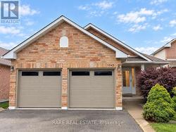1045 CORRIE STREET Innisfil, ON L9S 1T7