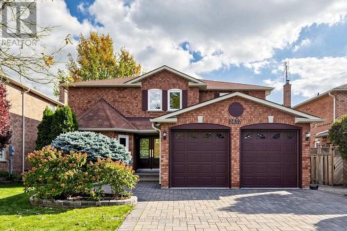 2432 STOLL DRIVE  Oakville, ON L6J 7K9