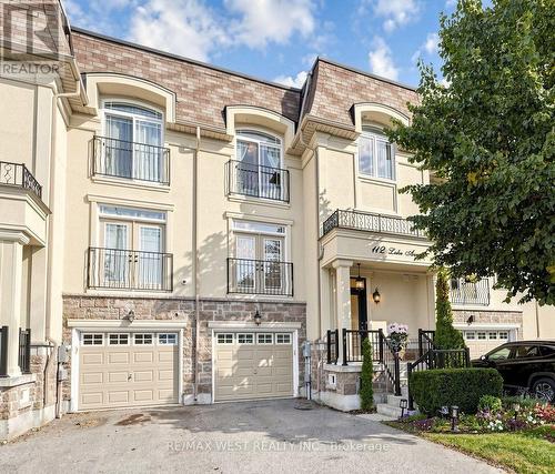 112 LAKE AVENUE  Richmond Hill, ON L4E 3G6