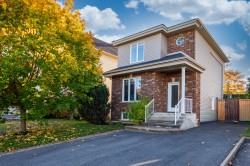 246 Rue St-Gerard Saint-Jean-Sur-Richelieu, QC J2W 2S3