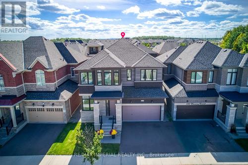 4044 CHANNING CRESCENT  Oakville, ON L6H 3R2