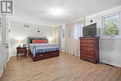 Primary Bedroom - 