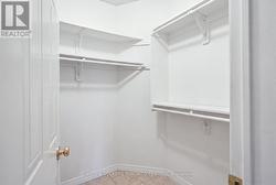 Walk-in Closet w/Organizers - 