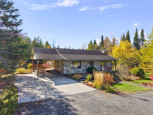 2852 Rue des Incas  Sherbrooke (Brompton/Rock Forest/Saint-Élie/Deauville), QC J1N 2X7