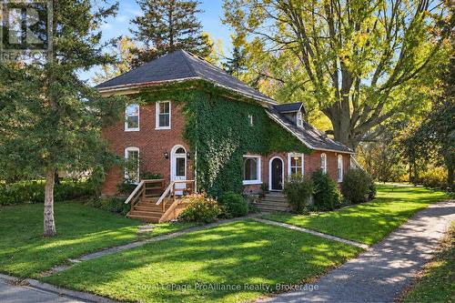 87 BLOOMFIELD MAIN STREET  Prince Edward County (Bloomfield Ward), ON K0K 1G0