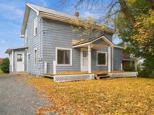 106 Highland Avenue  Wolfville, NS B4P 1Z7