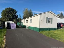 33 Glenview DR Saint John, NB E2H 2R5