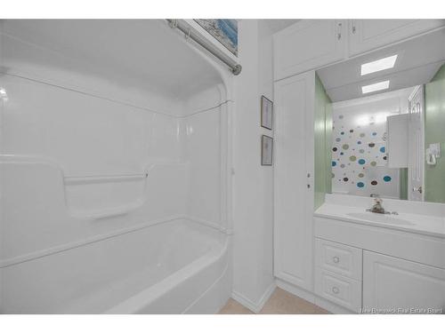 12 Avon Crt, Saint John, NB 