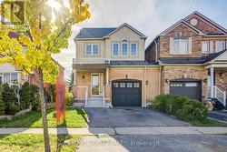 47 ROBIDEAU PLACE Whitby, ON L1R 3G6