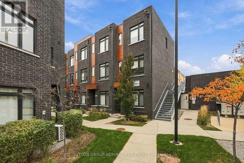 35 - 370 RED MAPLE ROAD  Richmond Hill, ON L4C 5T4