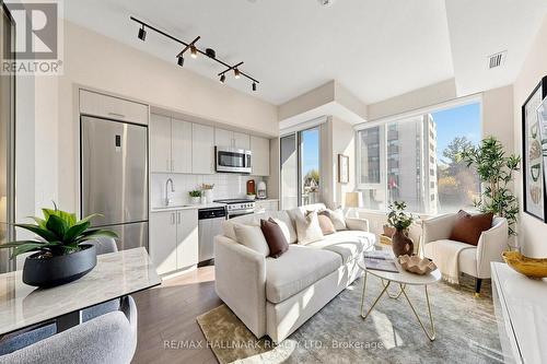 305 - 1 CARDIFF ROAD  Toronto, ON M4P 0G2