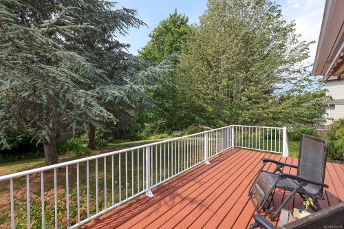 1503 Juniper Pl, Comox, BC 