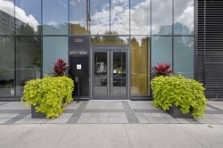 Façade - 