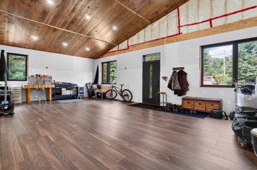 Salon - 4305 Rue Maple Grove, Rawdon, QC - Indoor Photo Showing Other Room