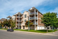 7-1989 Rue des Grèbes  Laval (Sainte-Rose), QC H7L 0G9