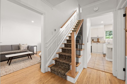 Staircase - 8 Av. Hébert, Candiac, QC - Indoor Photo Showing Other Room
