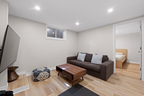 Family Room - 8 Av. Hébert, Candiac, QC - Indoor Photo Showing Other Room
