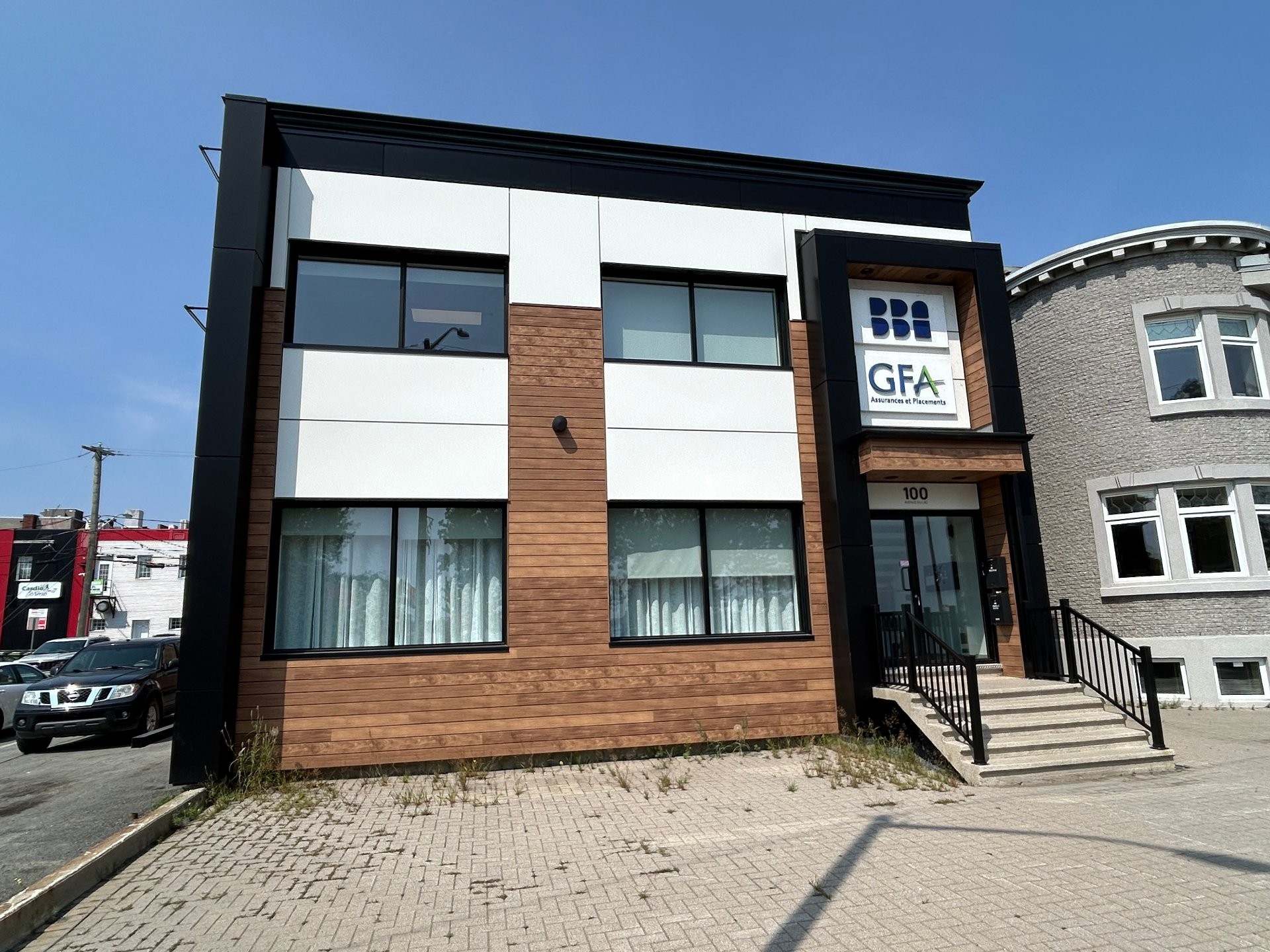 100 Av Du Lac — photo 1