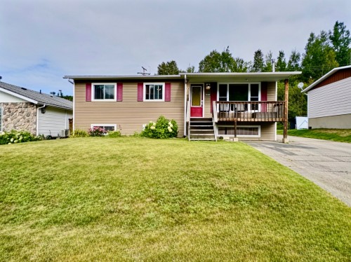 Front of Structure - 710 Ch. Kipawa, Témiscaming, QC - Outdoor With Deck Patio Veranda