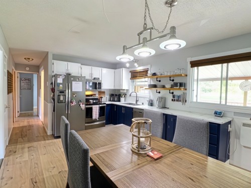 Kitchen - 710 Ch. Kipawa, Témiscaming, QC - Indoor Photo Showing Dining Room