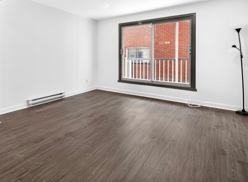 Chambre à coucher - 9-4761 Boul. Henri-Bourassa E., Montréal (Montréal-Nord), QC - Indoor Photo Showing Other Room
