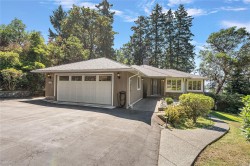 10938 Prentice Pl North Saanich, BC V8L 5H7