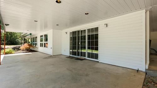1548 Teetzel Road, Creston, BC - Outdoor With Deck Patio Veranda With Exterior