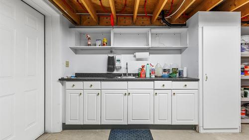1548 Teetzel Road, Creston, BC - Indoor
