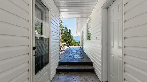 1548 Teetzel Road, Creston, BC -  With Exterior