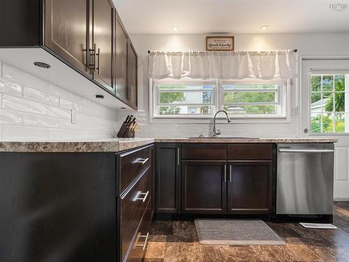 193 Willow Avenue, New Glasgow, NS - Indoor