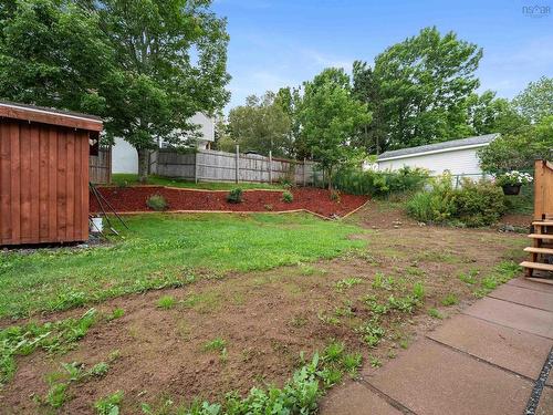 193 Willow Avenue, New Glasgow, NS - Outdoor With Backyard