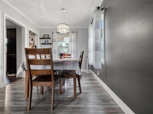 193 Willow Avenue, New Glasgow, NS - Indoor Photo Showing Dining Room