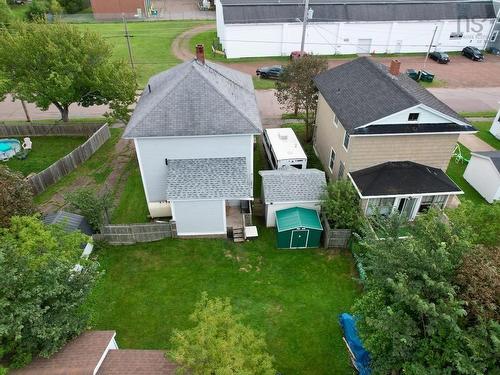 54 Prince Arthur Street, Amherst, NS - Outdoor