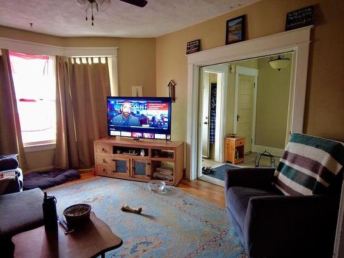 54 Prince Arthur Street, Amherst, NS - Indoor