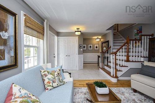 66 Virginia Drive, Hammonds Plains, NS - Indoor Photo Showing Living Room